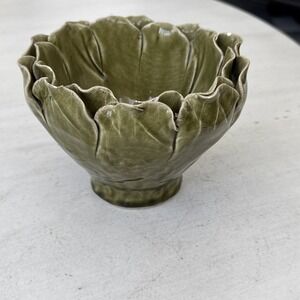 Ceramic Artichoke Planter/bowl  6.5"W x 4.75"T